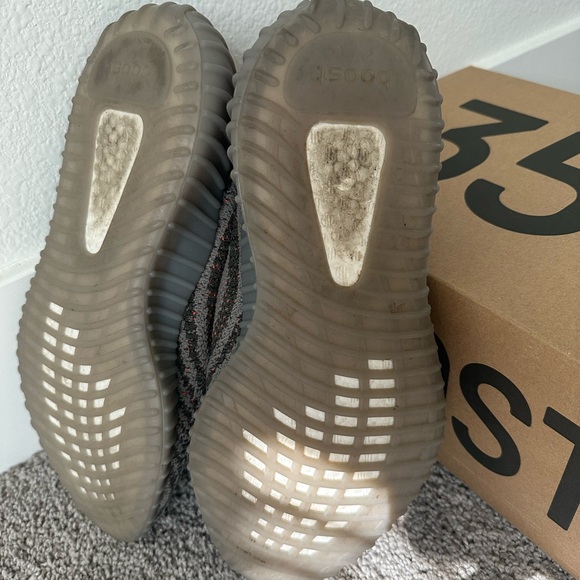 Yeezy Boost 350 V2 'Beluga Reflective' - Picture 3 of 6